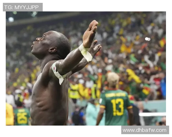 柯麦隆足球明星的辉煌历程与对世界足球的影响分析